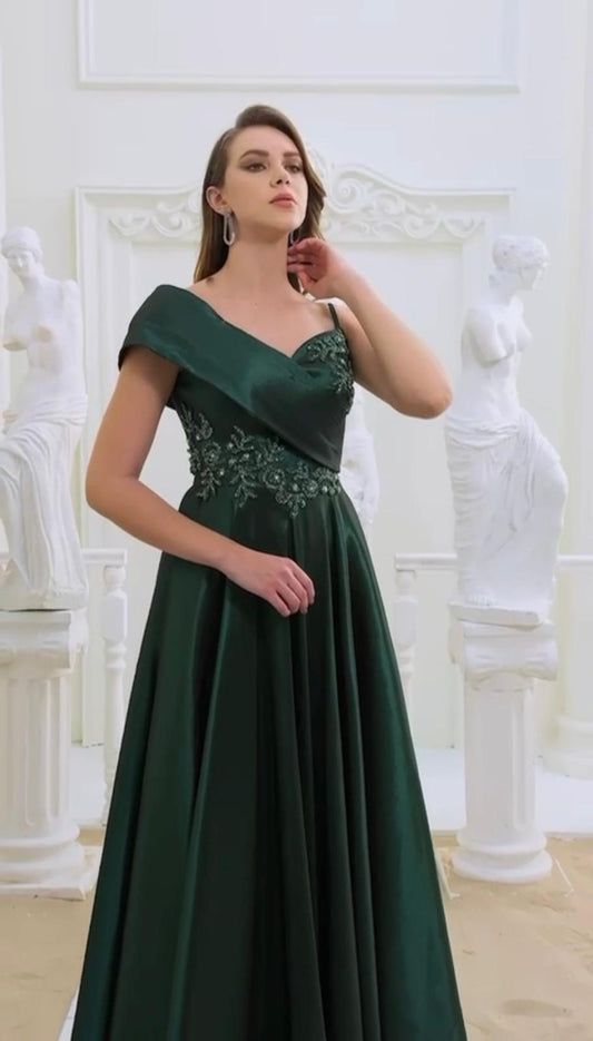 Venus Hour Gown